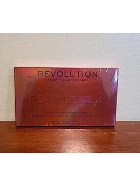 Revolution London Eyeshadow Palette 32 Shades New In Box